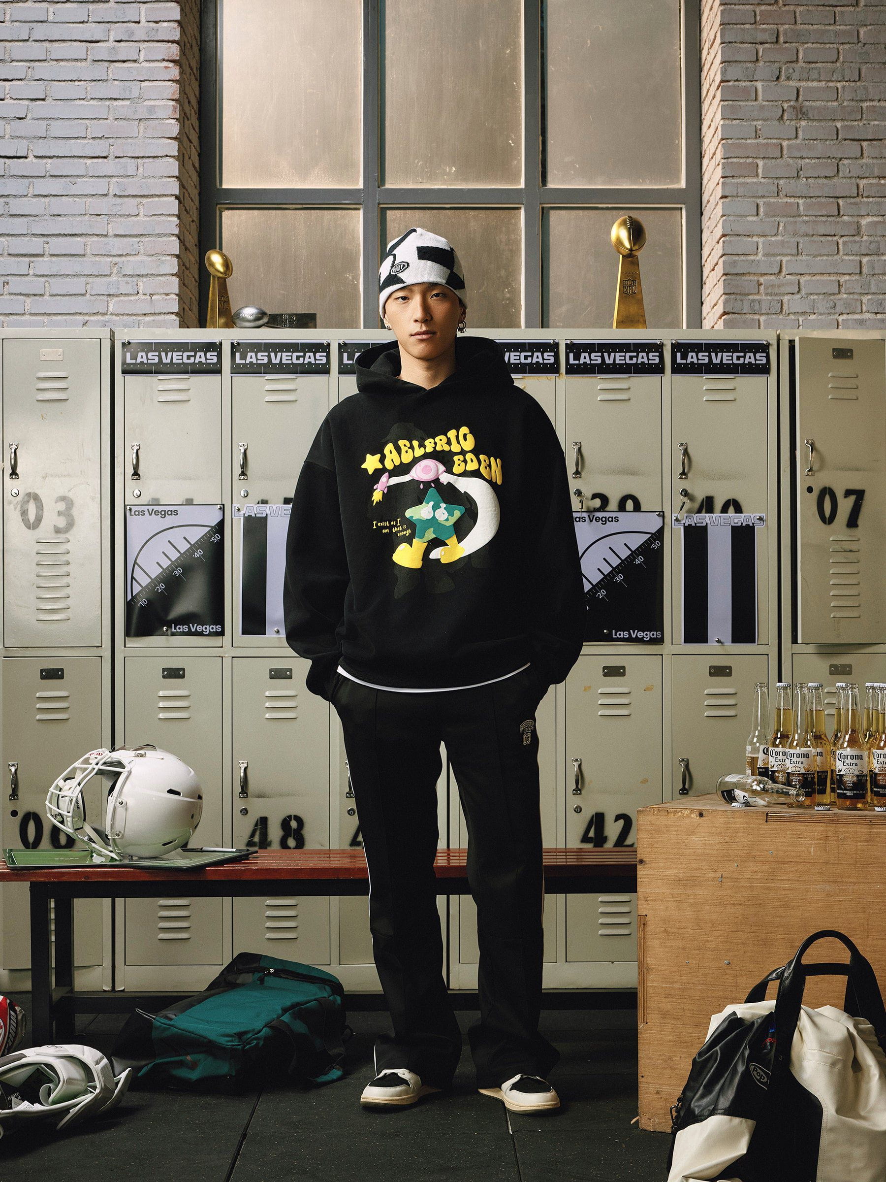 Aelfric Eden Walking Star Graphic Eden Star Hoodie - Image 2