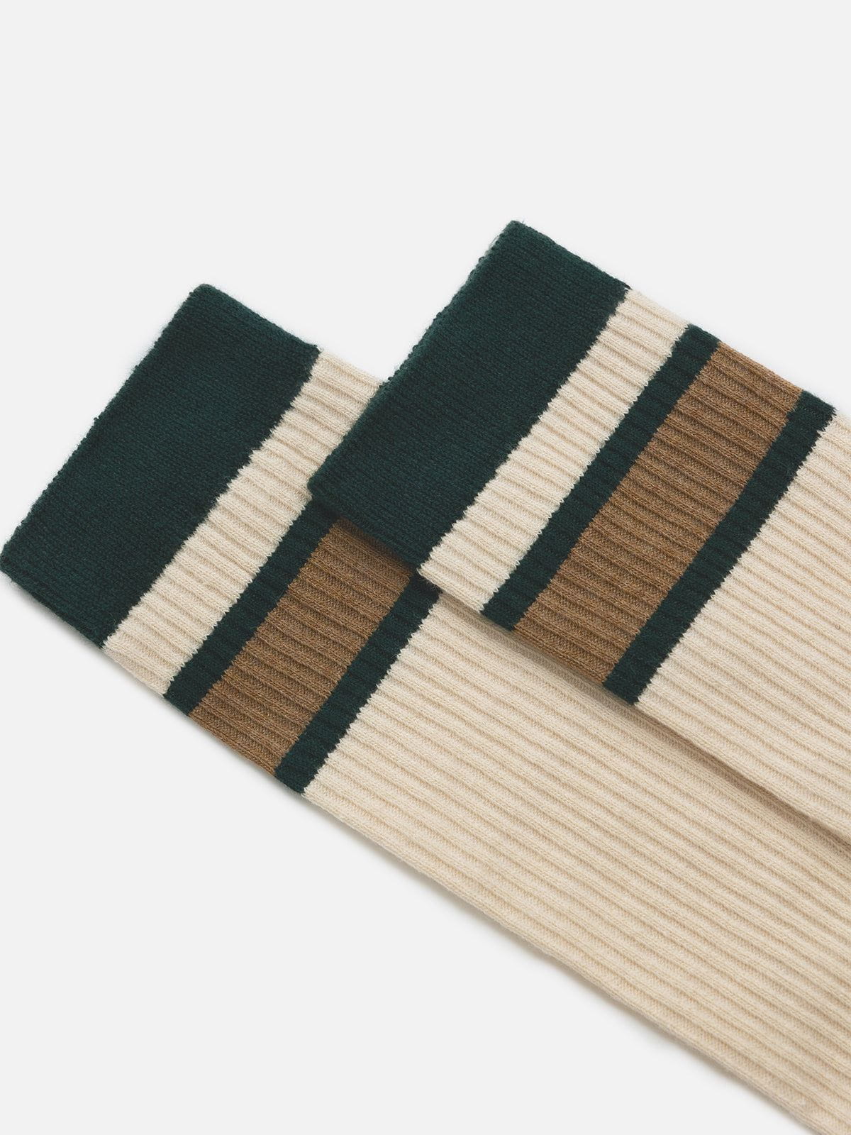 Color Blocking Stripe Socks - Image 3