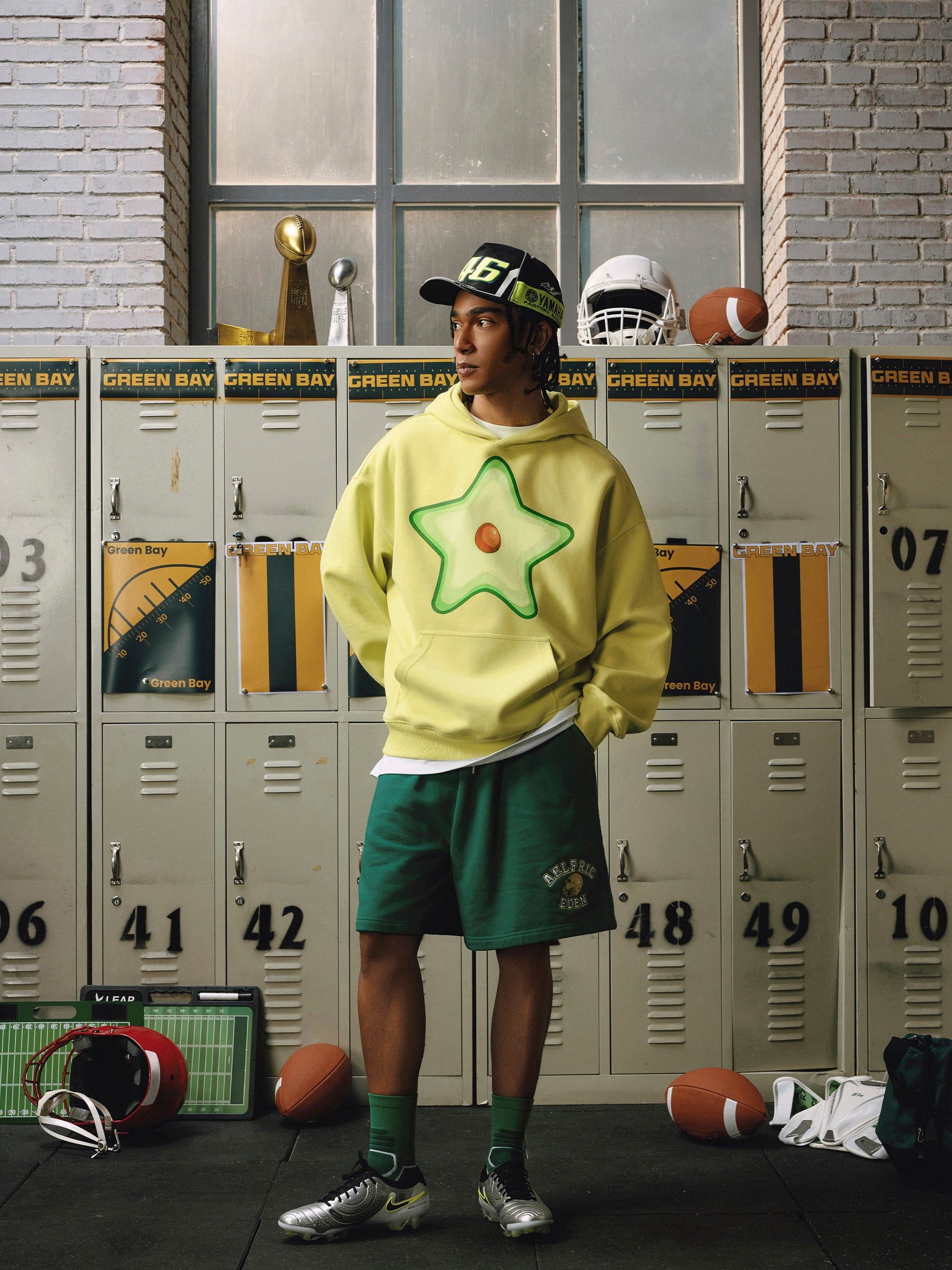 Aelfric Eden Avocado Eden Star Pullover Hoodie - Image 5