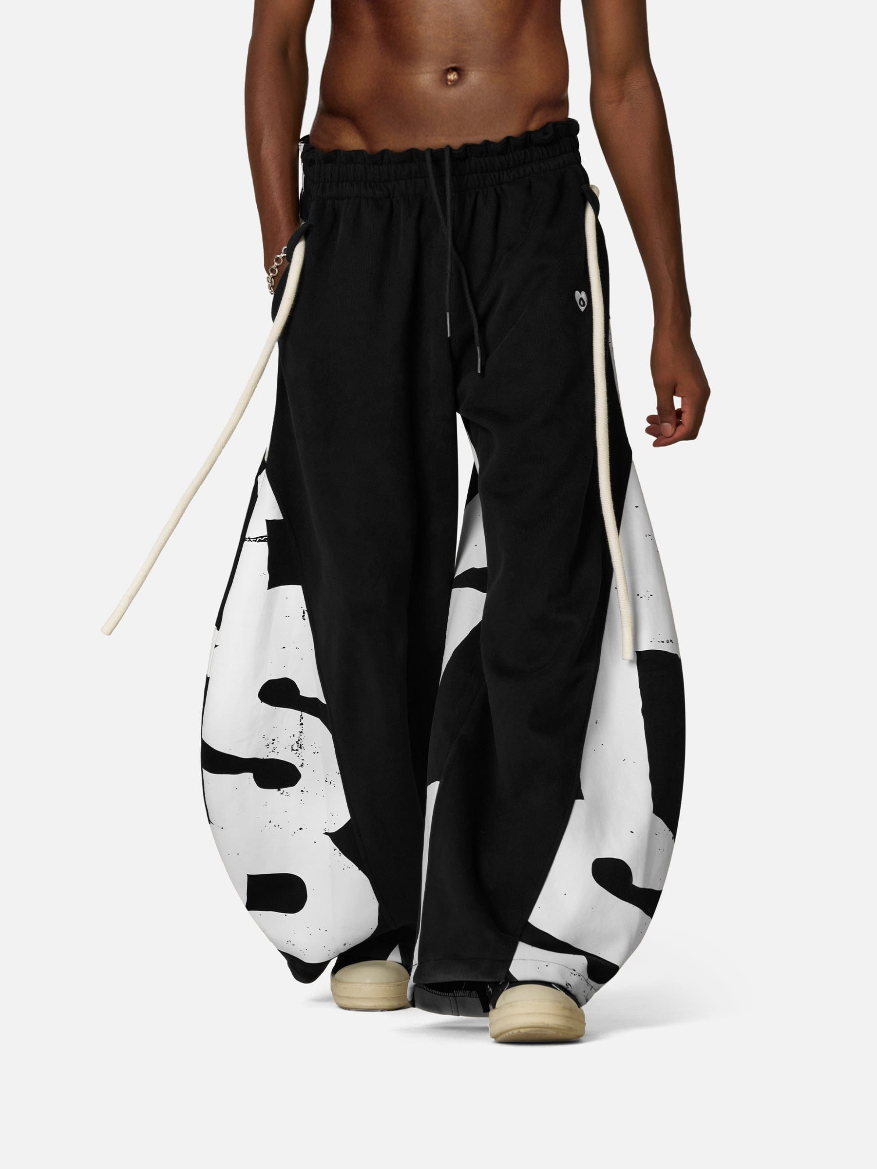 Aelfric Eden Graffiti Super Baaggy Barrel Sweatpants - Image 14