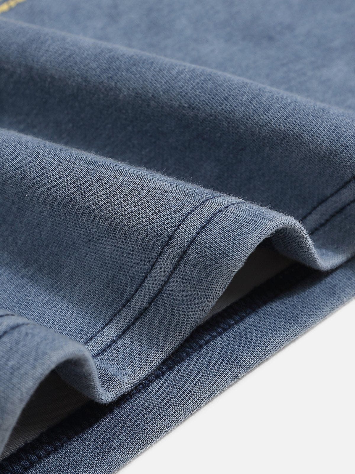 Aelfric Eden 24 Graphic Washed Sweatshirt - Image 4