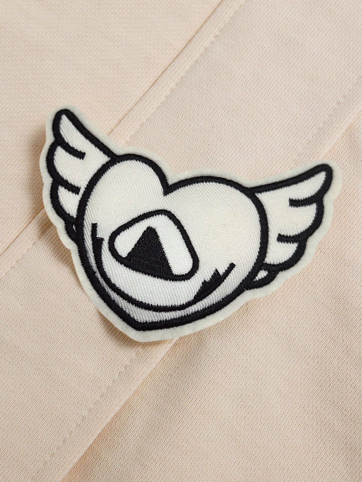 Aelfric Eden Heart Wing Pullover Hoodie - Image 6